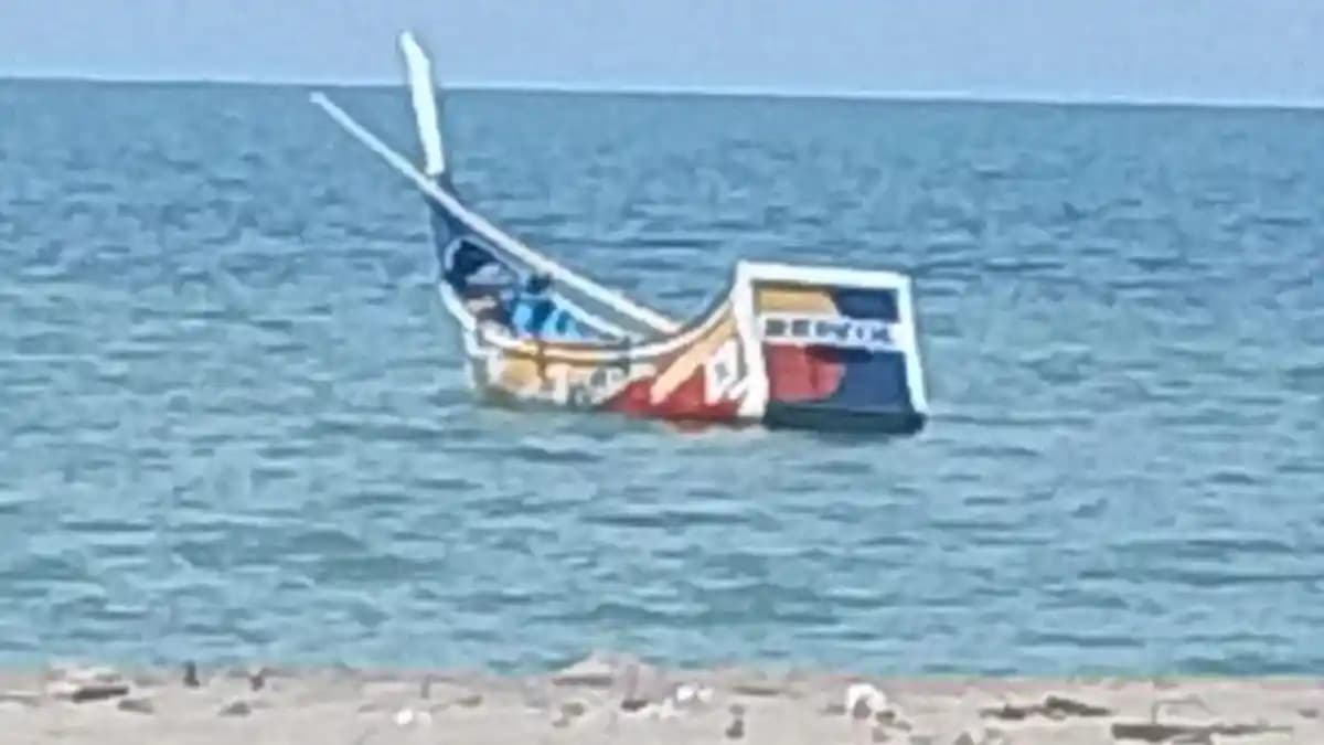 Boat Tanpa Awak Ditemukan Mengapung di Perairan Pidie, Panglima Laot Duga Pemilik Terjatuh ke Laut